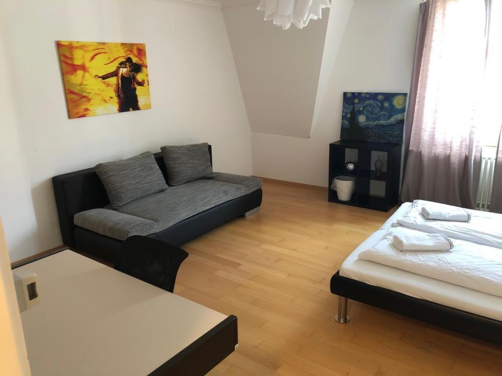 Zuerizimmer Zürich Exterior foto