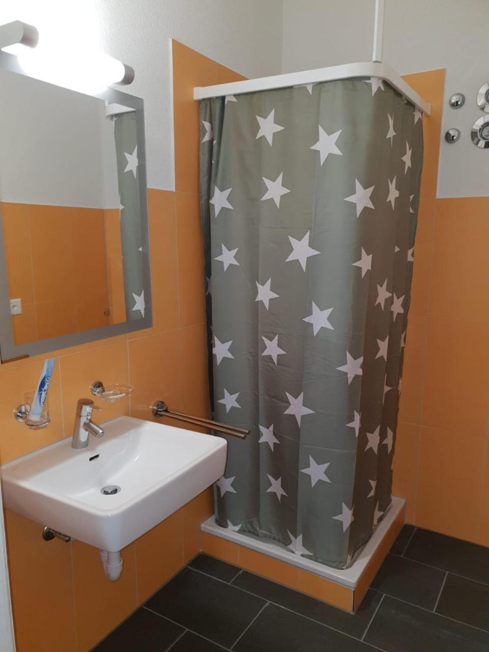Zuerizimmer Zürich Exterior foto