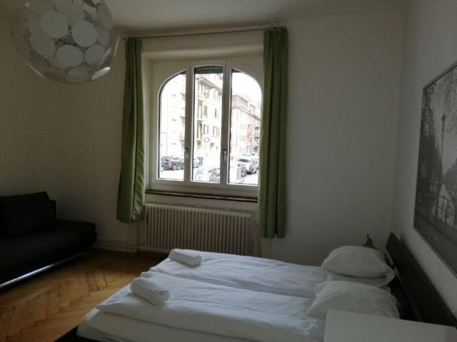 Zuerizimmer Zürich Exterior foto